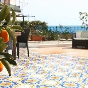 https://panoramic-apartments-taormina.taorminaitalyhotels.com